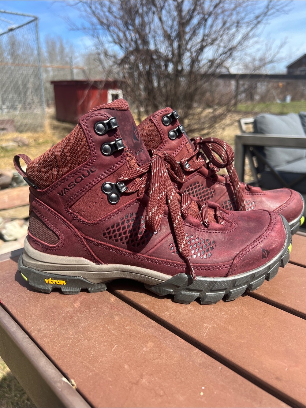 Vasque Wine-Red Trai/Hiking Boots